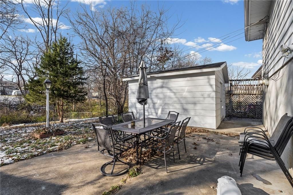 5232 N Palmer Avenue — photo 22