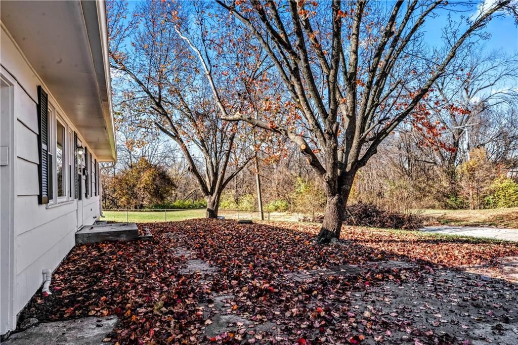 1000 Stafford Drive — photo 3