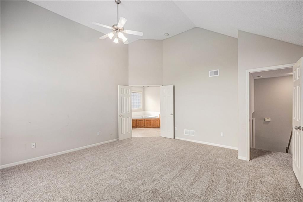 4004 SW Evergreen Lane — photo 9