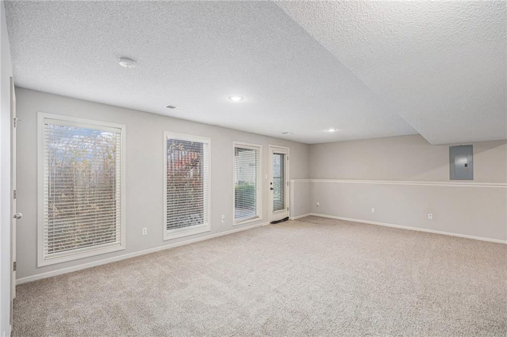 4004 SW Evergreen Lane — photo 14