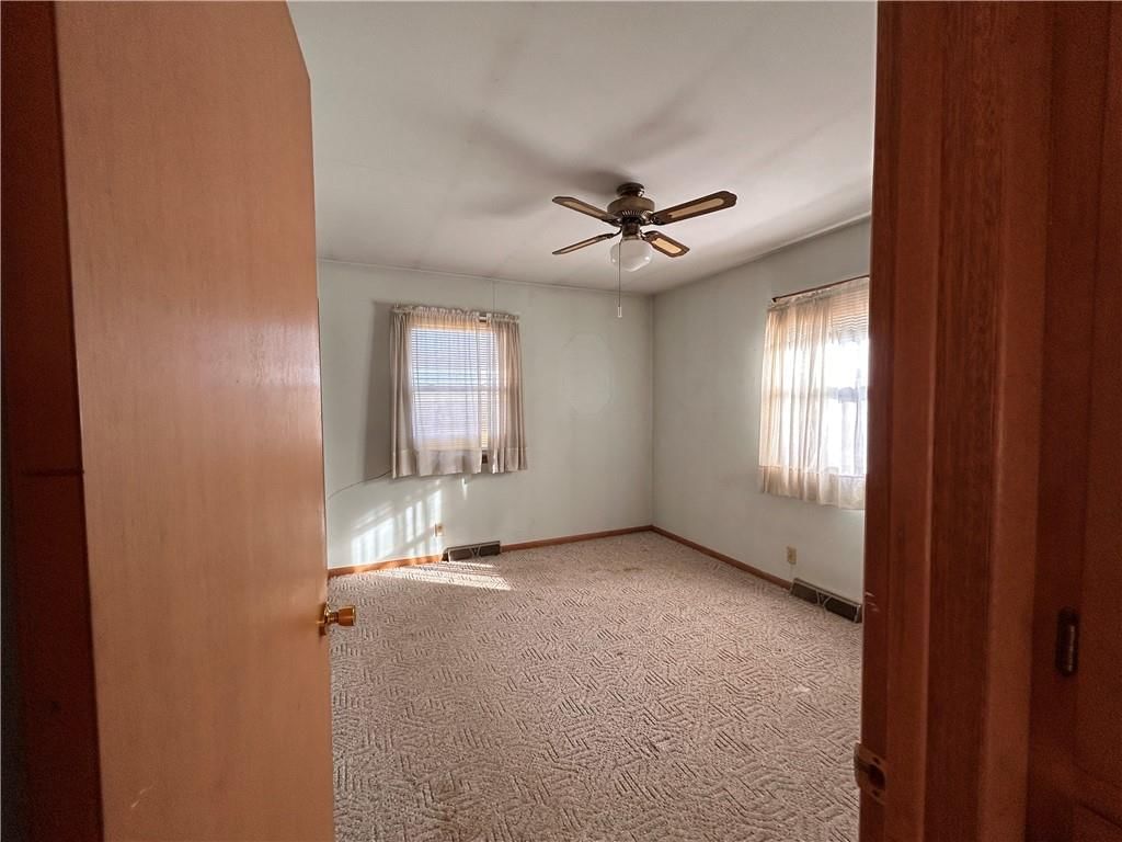 536 Hogue Street — photo 15