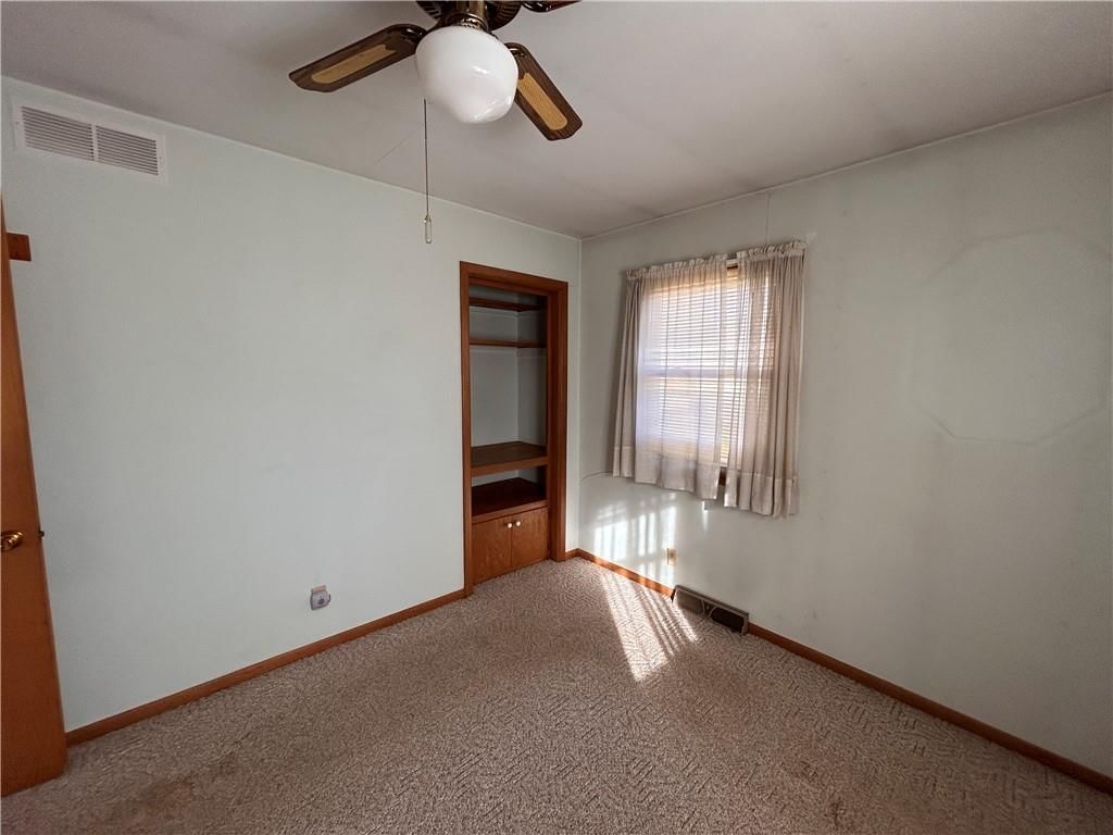 536 Hogue Street — photo 16