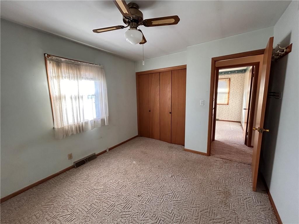 536 Hogue Street — photo 17