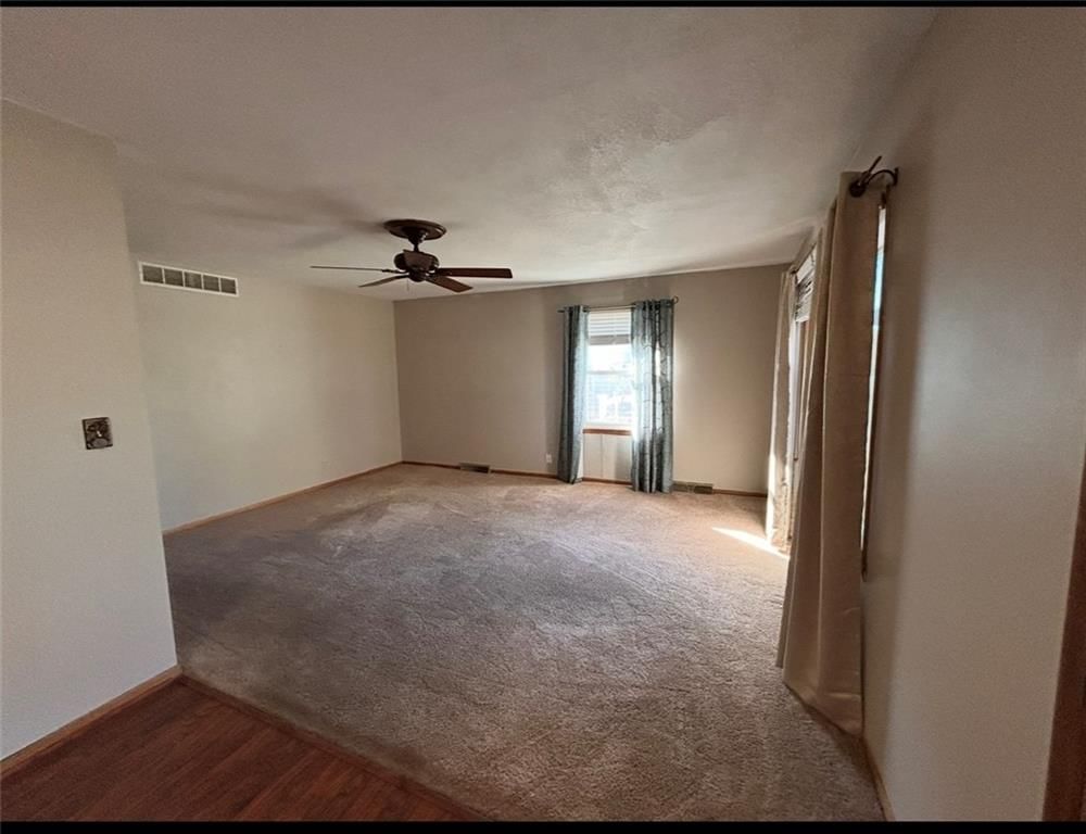 536 Hogue Street — photo 22