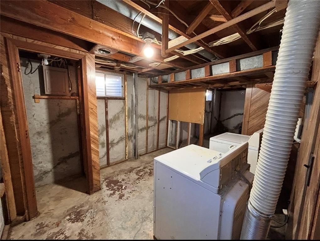 536 Hogue Street — photo 27