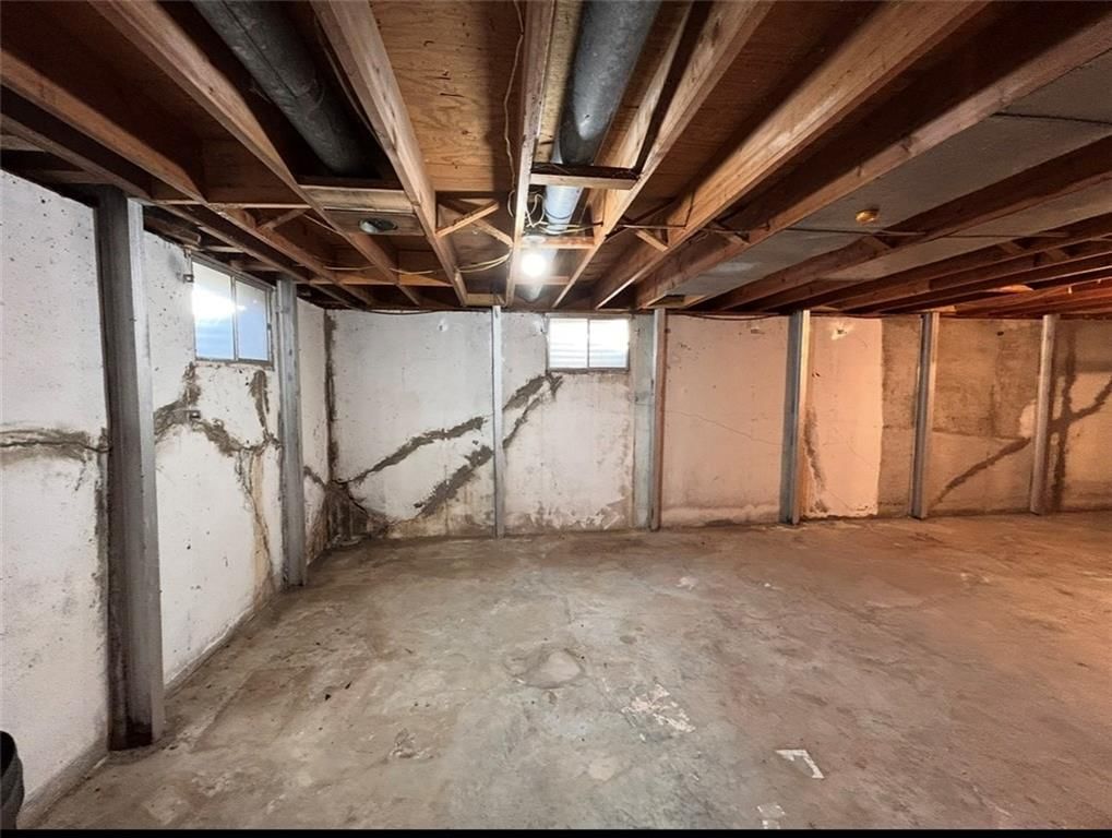 536 Hogue Street — photo 29