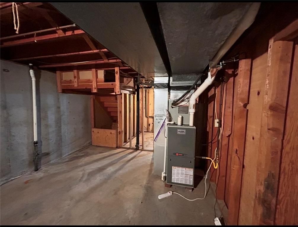 536 Hogue Street — photo 34