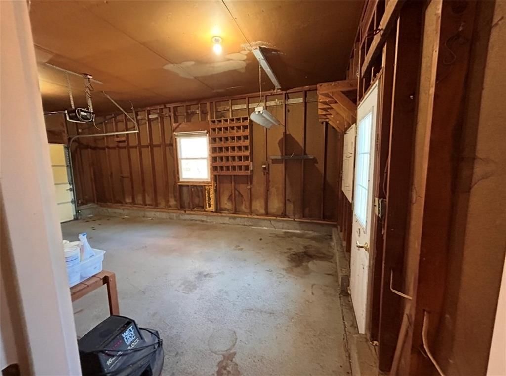 536 Hogue Street — photo 36