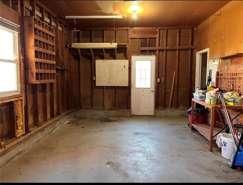 536 Hogue Street — photo 38