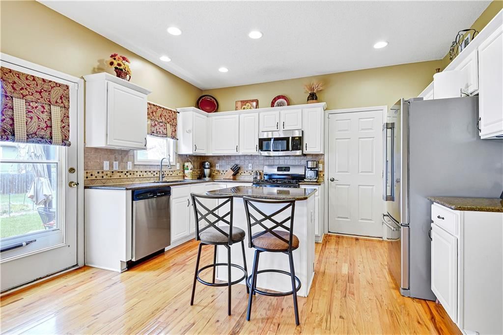1376 E 155 Street — photo 13
