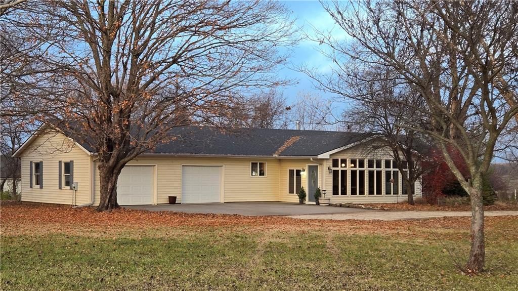 11850 W 239th Street, Bucyrus, KS