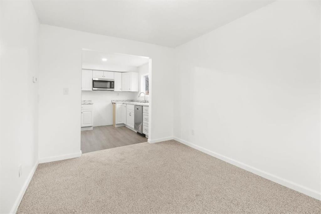 11800 Henry Street — photo 10