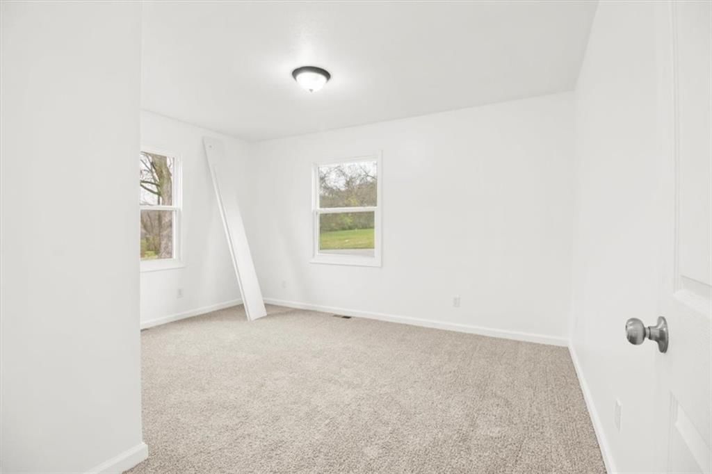 11800 Henry Street — photo 15