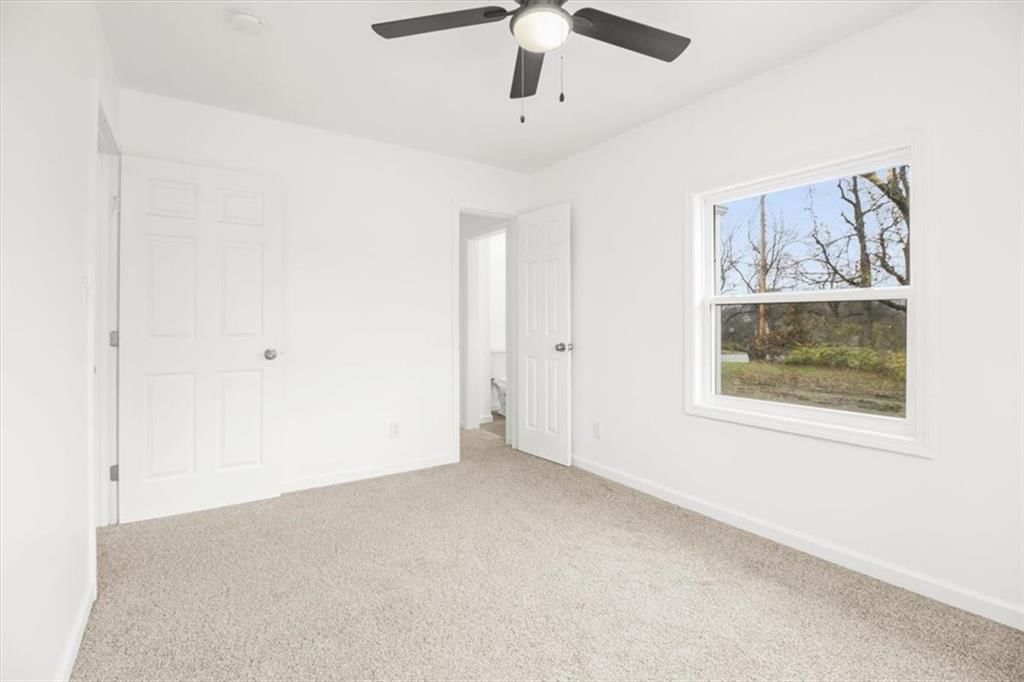 11800 Henry Street — photo 18