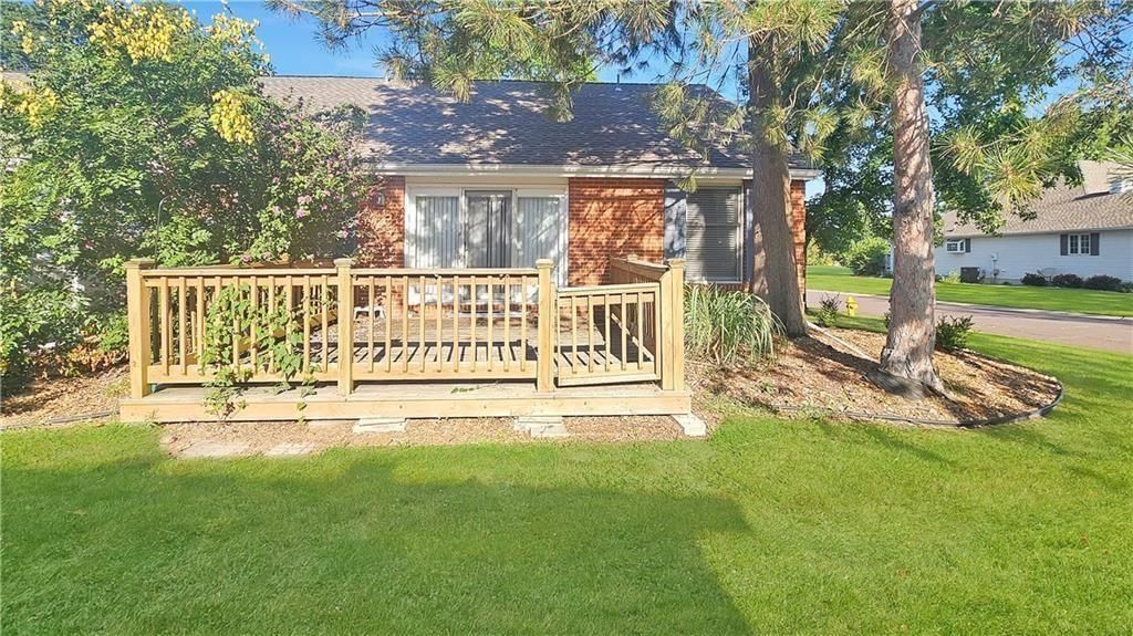 1018 Palmer Place — photo 3