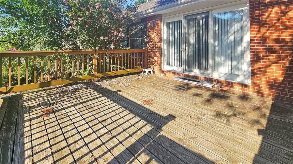 1018 Palmer Place — photo 4