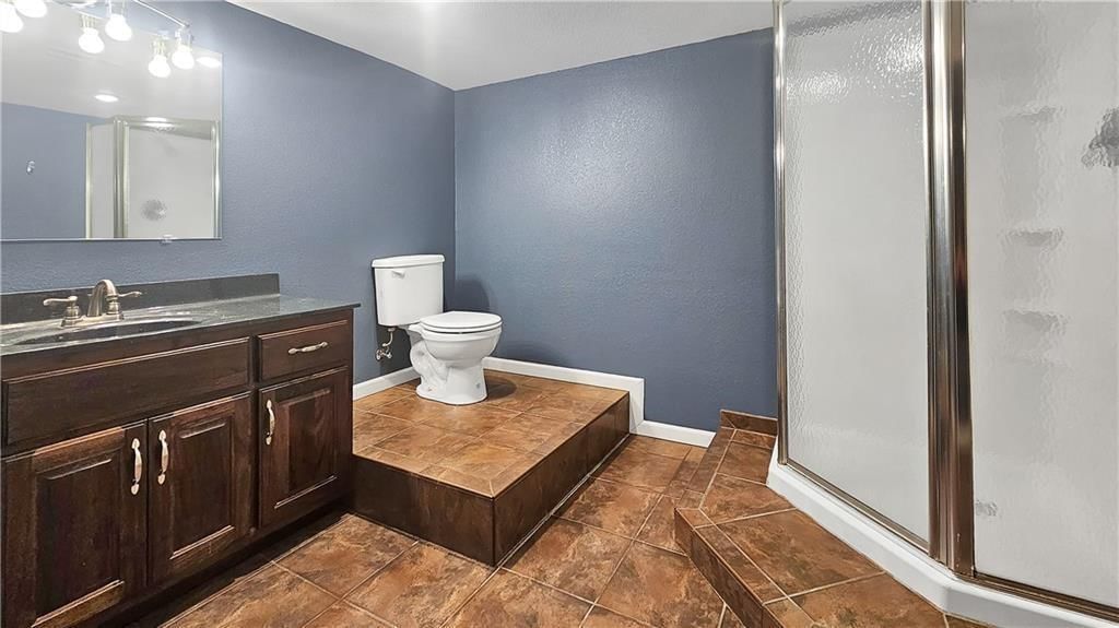 1018 Palmer Place — photo 8