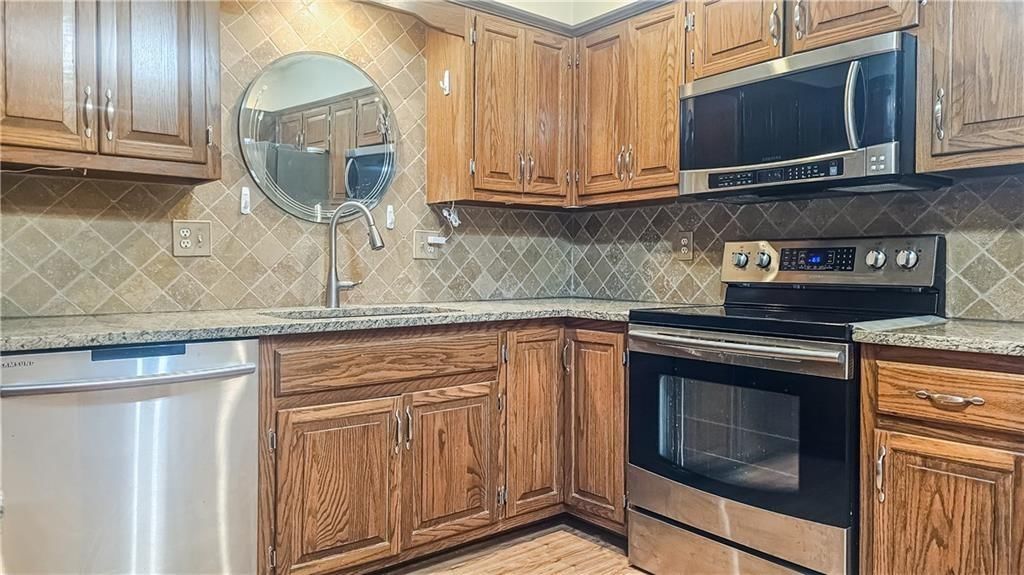 1018 Palmer Place — photo 19