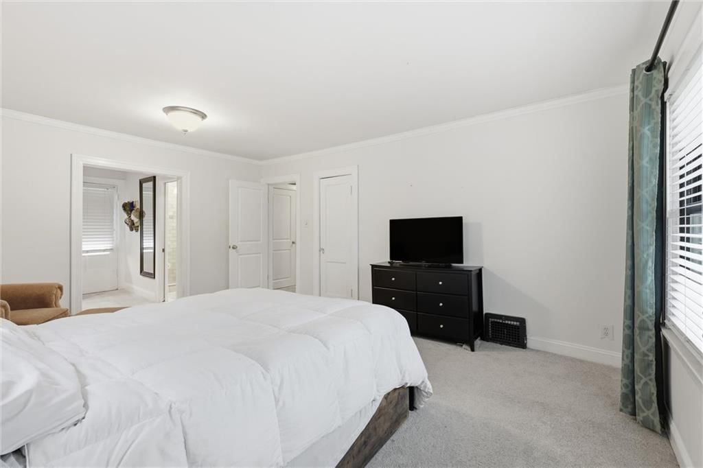 5740 Grand Avenue — photo 19