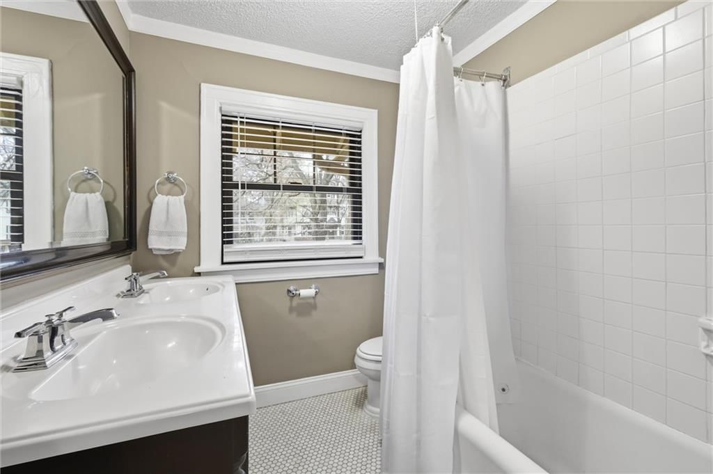 5740 Grand Avenue — photo 25