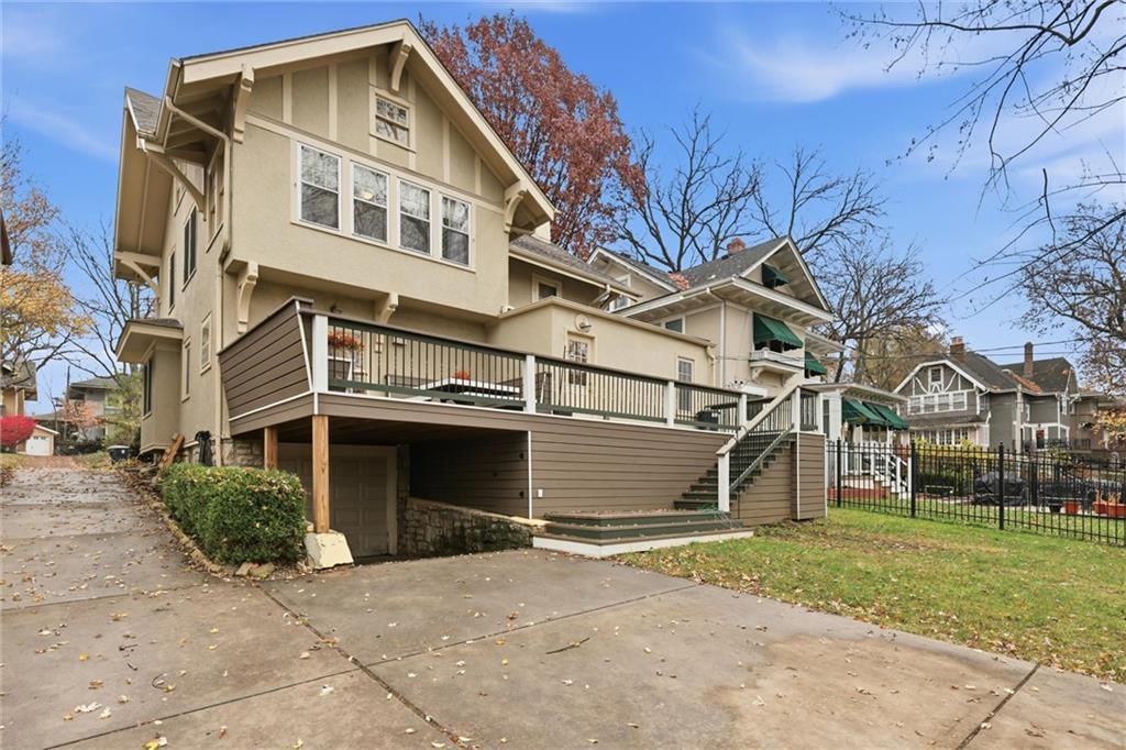 5740 Grand Avenue — photo 33