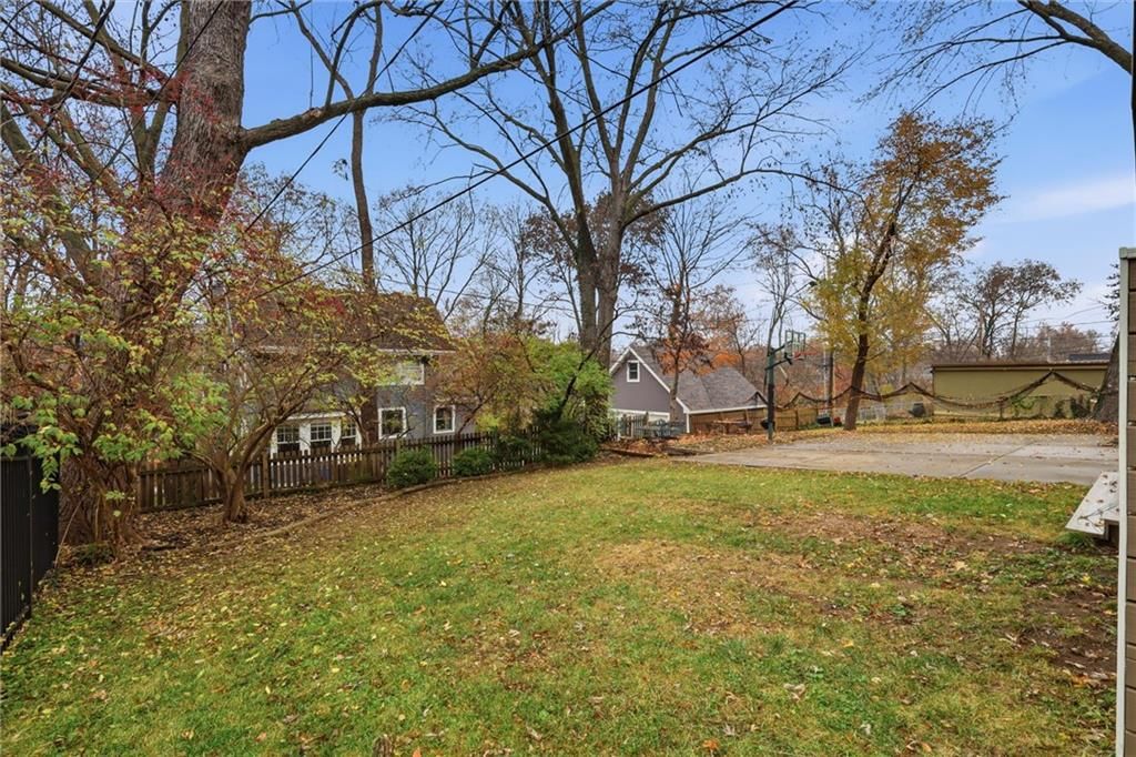 5740 Grand Avenue — photo 35
