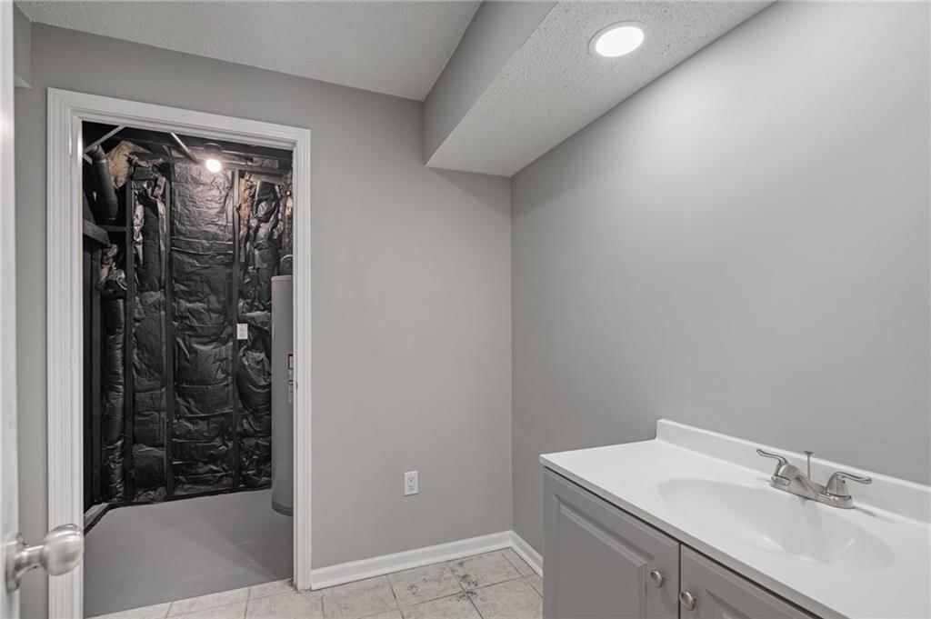 3408 NW 84th Terrace — photo 33
