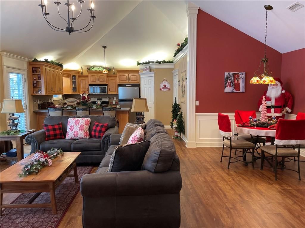 1113 Melanie Street — photo 20