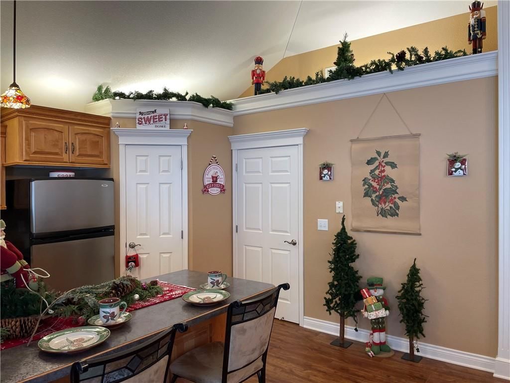 1113 Melanie Street — photo 28