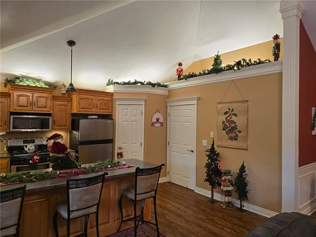 1113 Melanie Street — photo 34