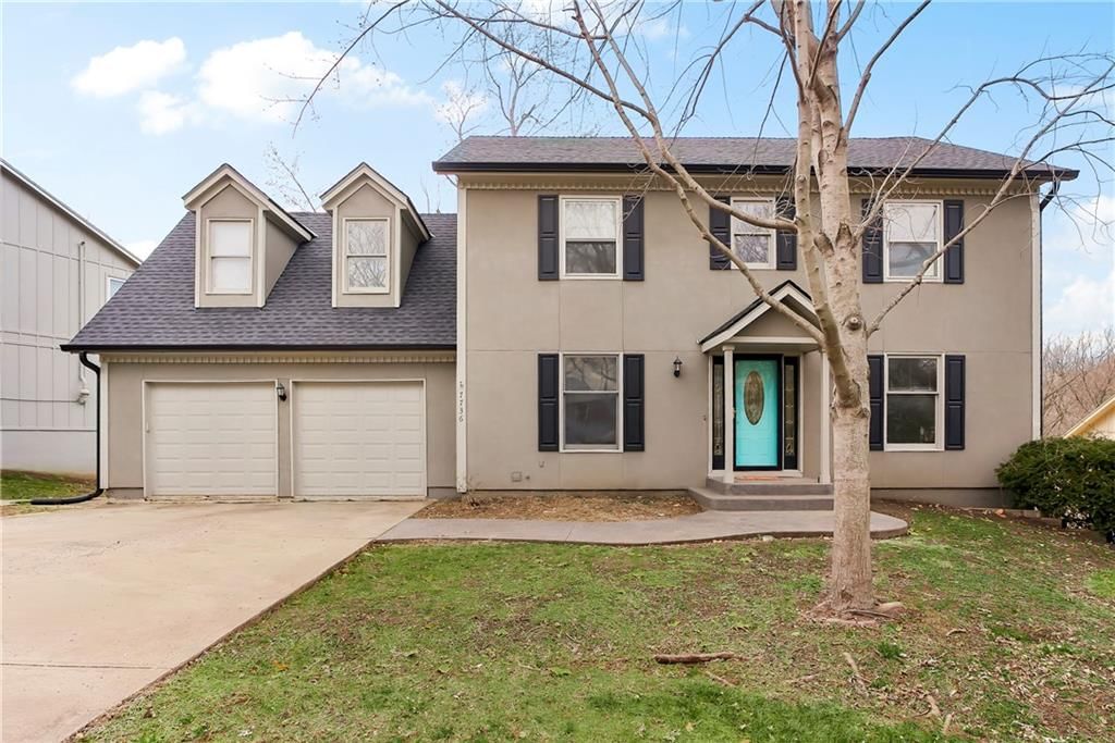 7736 Darnell Street, Lenexa, KS