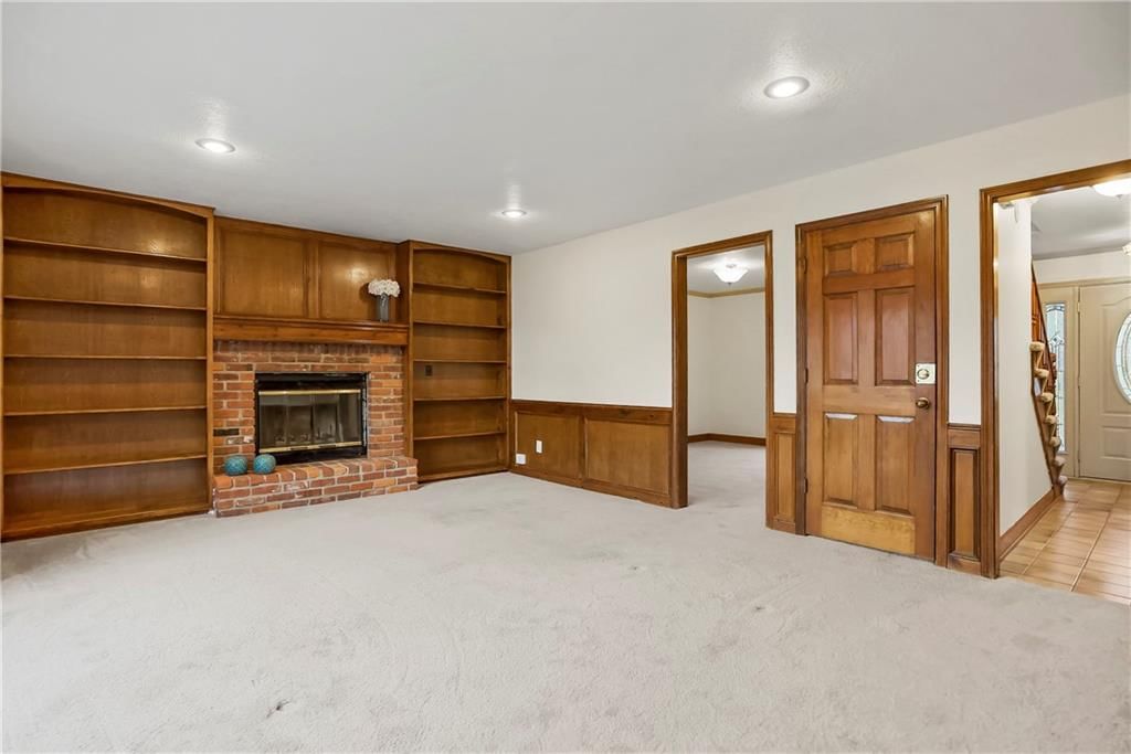 7736 Darnell Street — photo 9