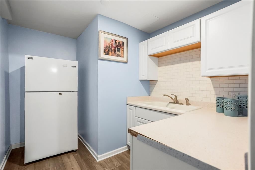 7736 Darnell Street — photo 26