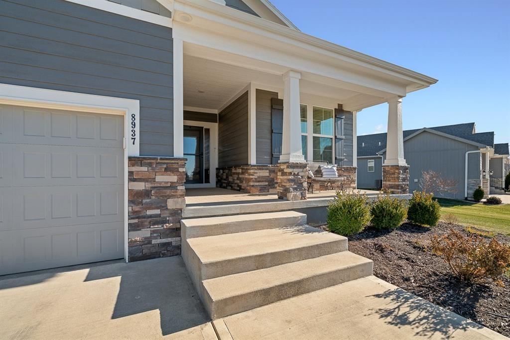 8937 Sunray Drive — photo 7