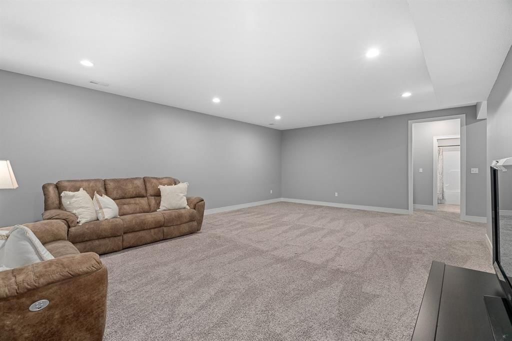 8937 Sunray Drive — photo 41