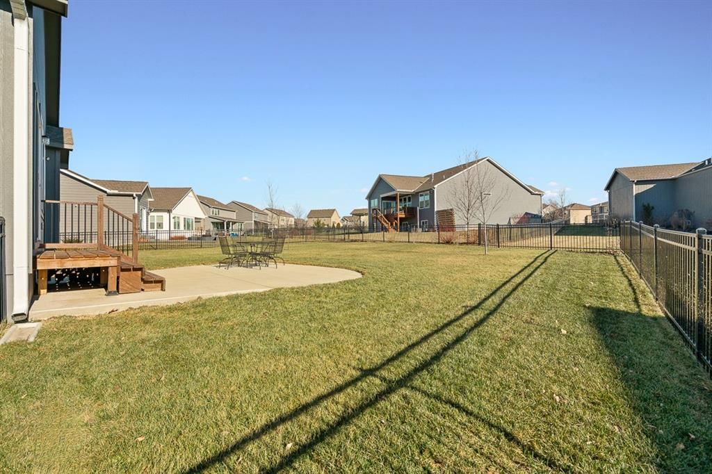 8937 Sunray Drive — photo 49