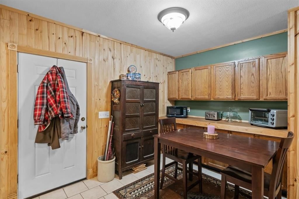 17890 Coffin Road — photo 30