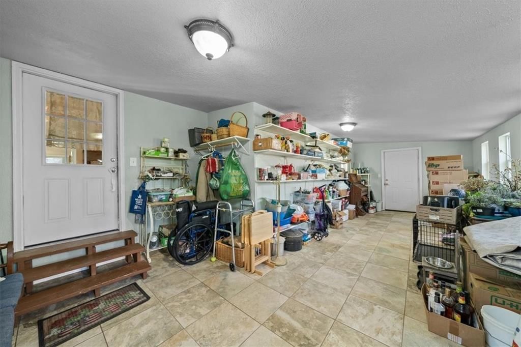 17890 Coffin Road — photo 33