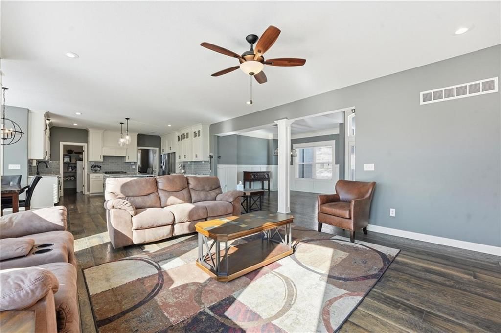 5950 Thousand Oaks Drive — photo 16