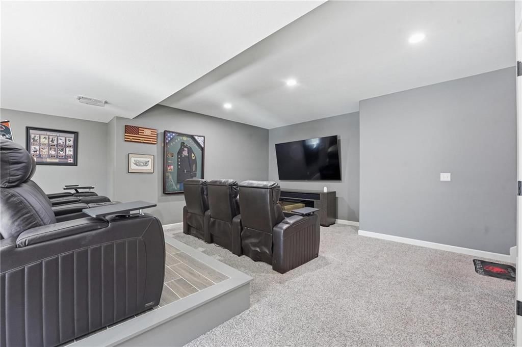 5950 Thousand Oaks Drive — photo 49