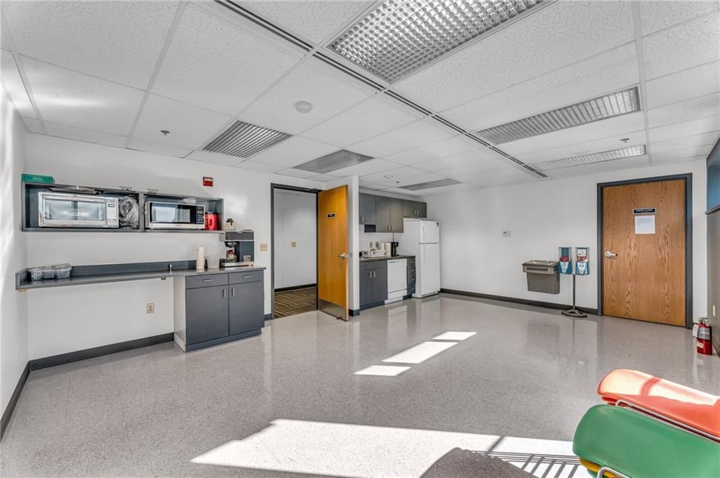 400 SE Jefferson Street — photo 33