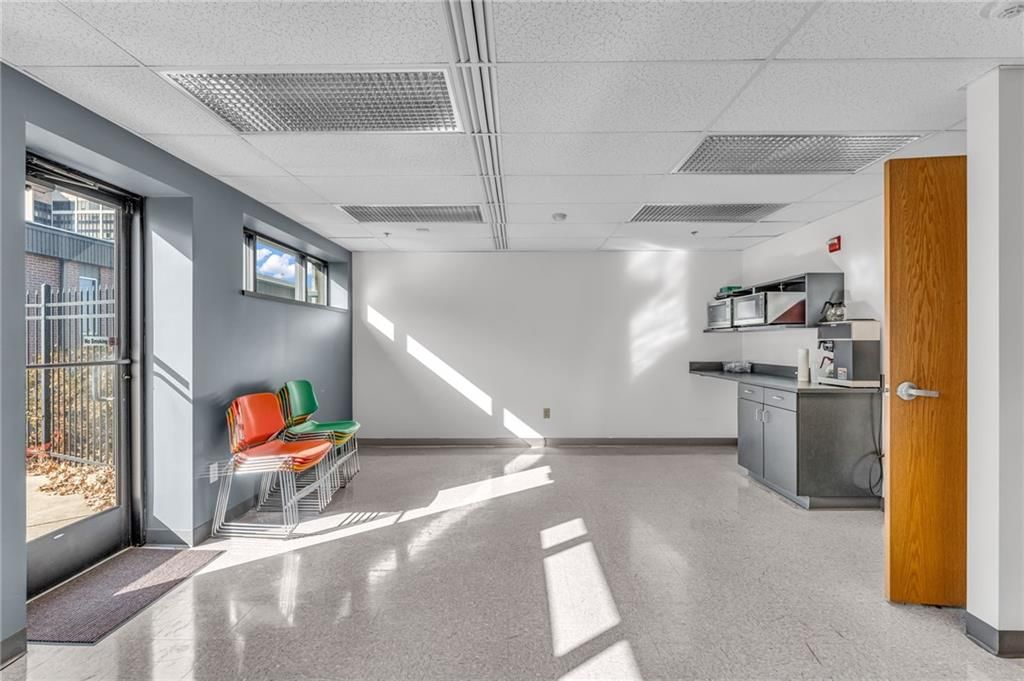 400 SE Jefferson Street — photo 34