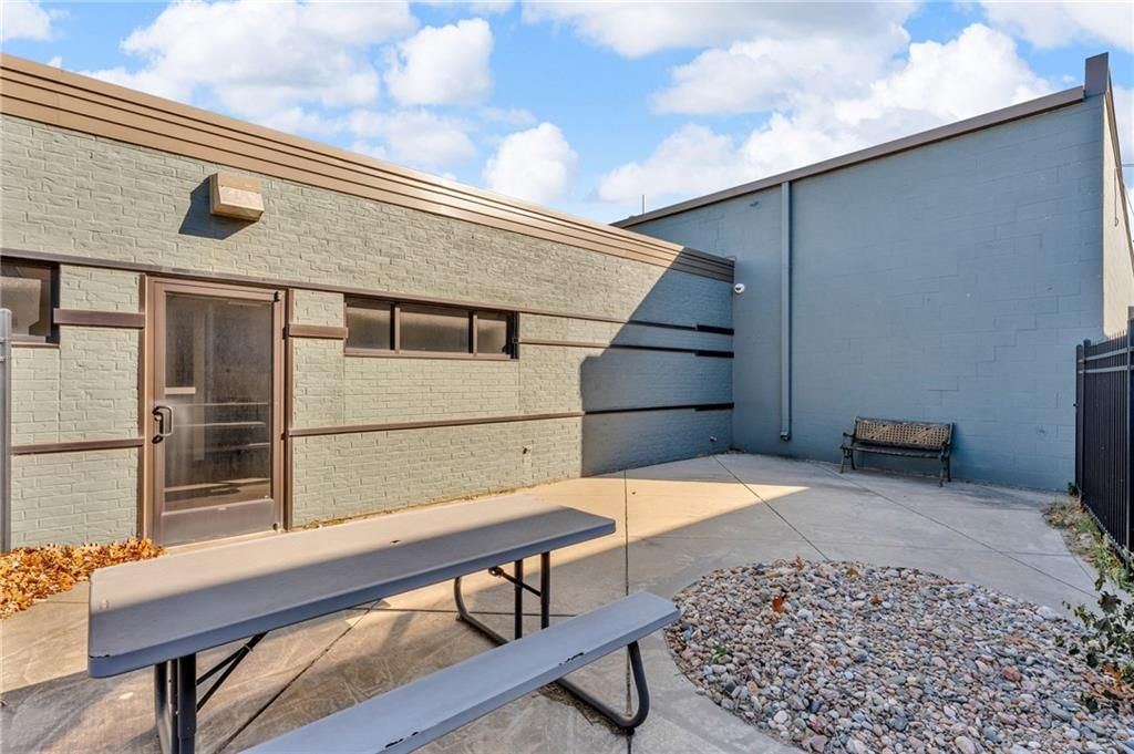 400 SE Jefferson Street — photo 37