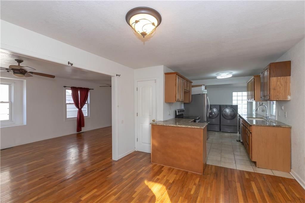 1116 Laurel Avenue — photo 7