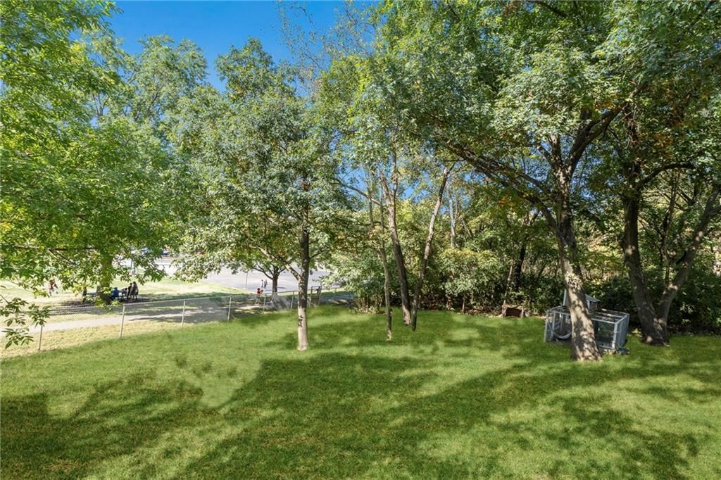 5826 N Delta Avenue — photo 31