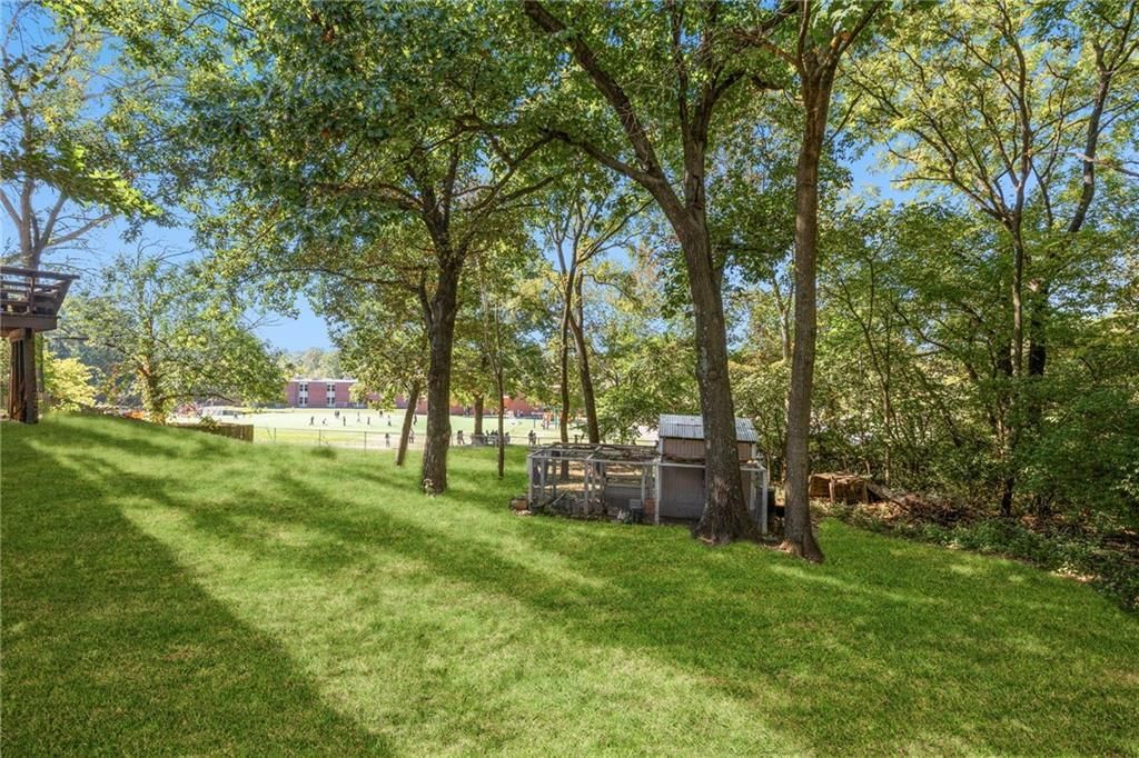 5826 N Delta Avenue — photo 33