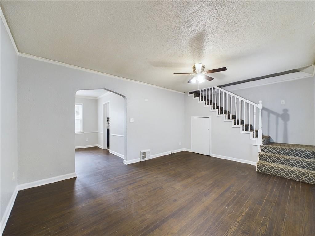 5015 E 40th Street — photo 2