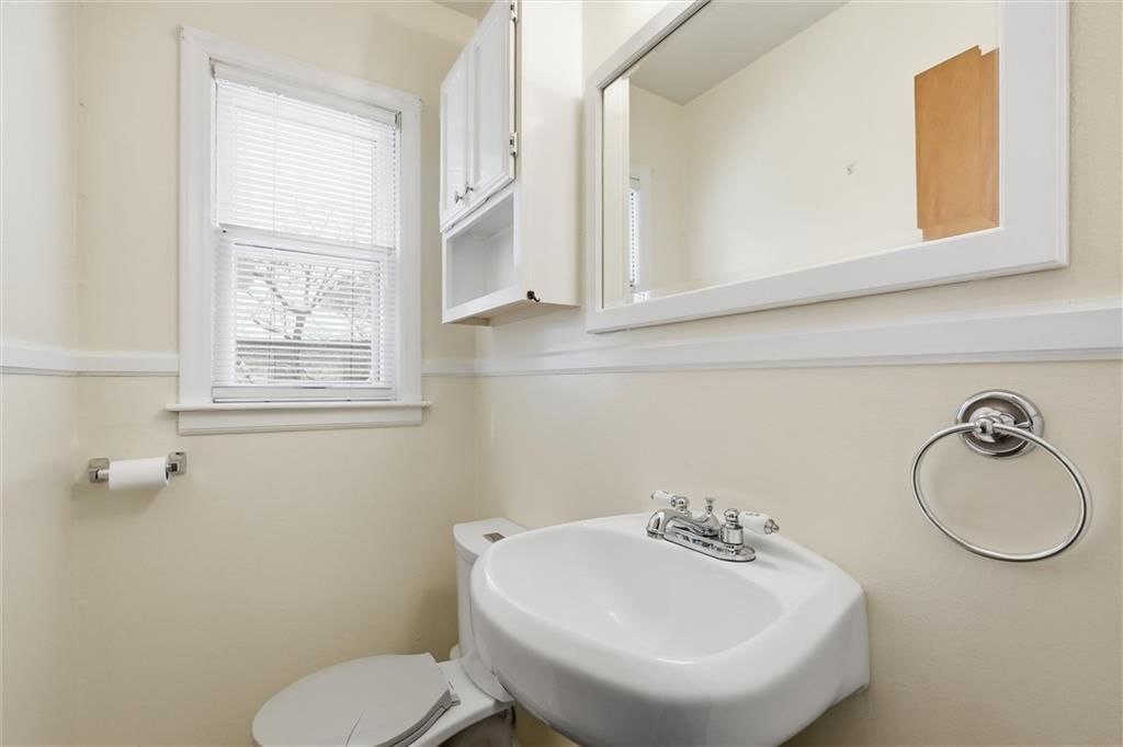 1004 W 96th Street — photo 18