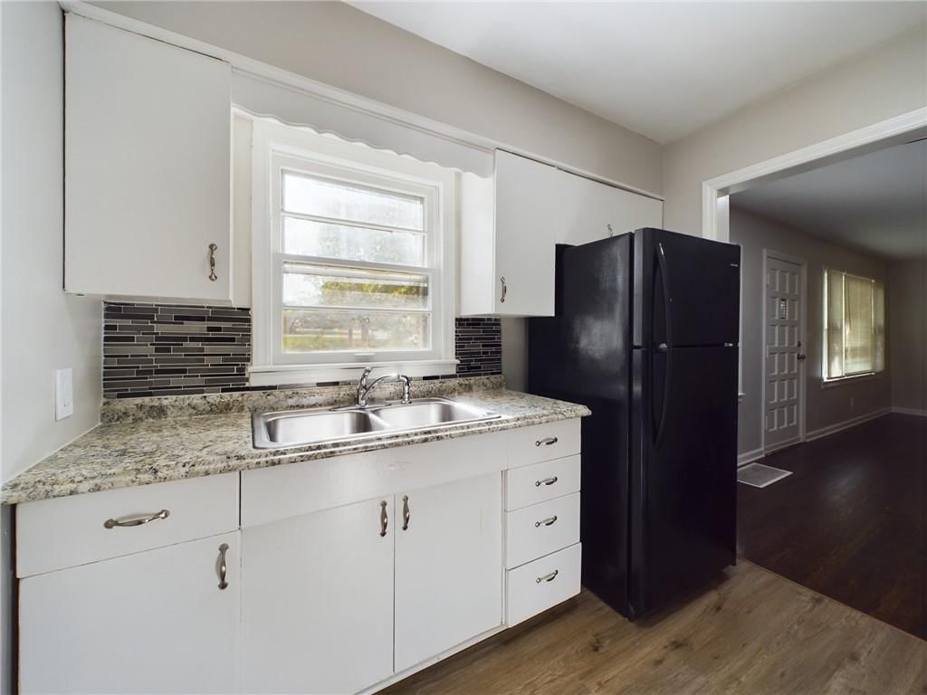 11114 Bennington Avenue — photo 9