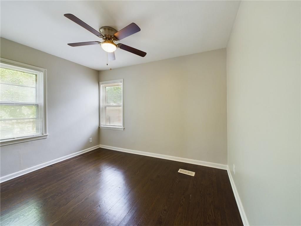 11114 Bennington Avenue — photo 14